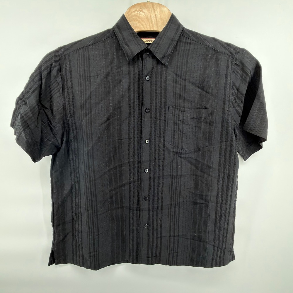 Van Heusen Button Down Shirt Mens L Black Vertical Stripe Short Sleeve Pocket